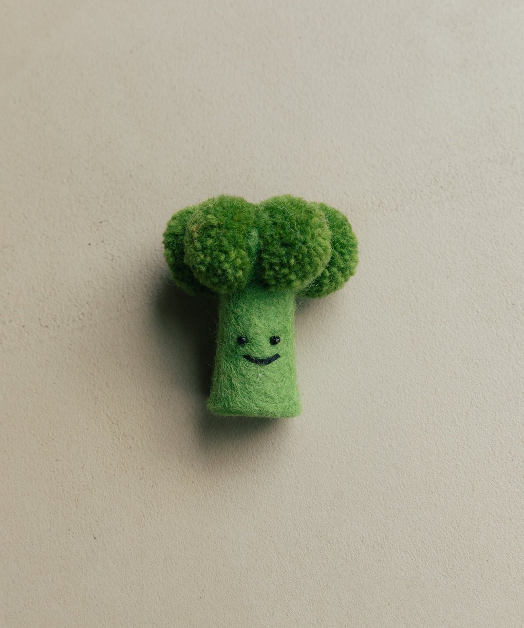 beau-marche-broccoli-felt-magnet-01