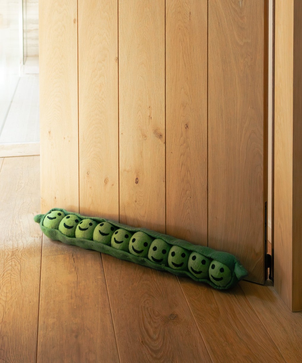 beau-marche-pea-pod-xl-felt-decoration-01